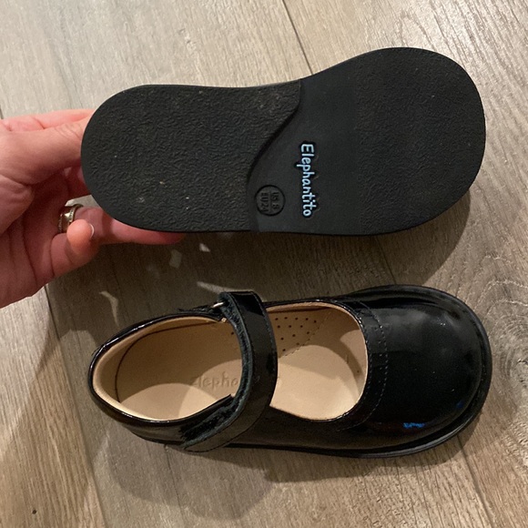 ELEPHANTITO — toddler SIZE 8 — Black - Picture 4 of 4